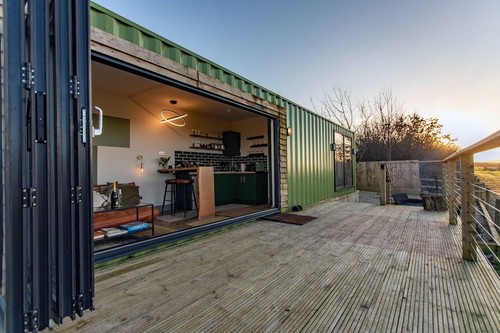 40ft container cabin glamping - cabin,