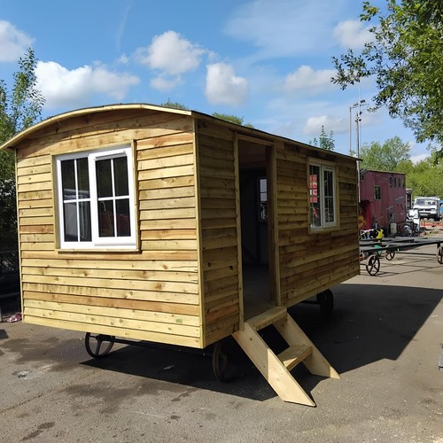 Shepherds hut home - home, office