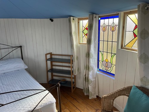 Cedar yurt glamping - pod, on